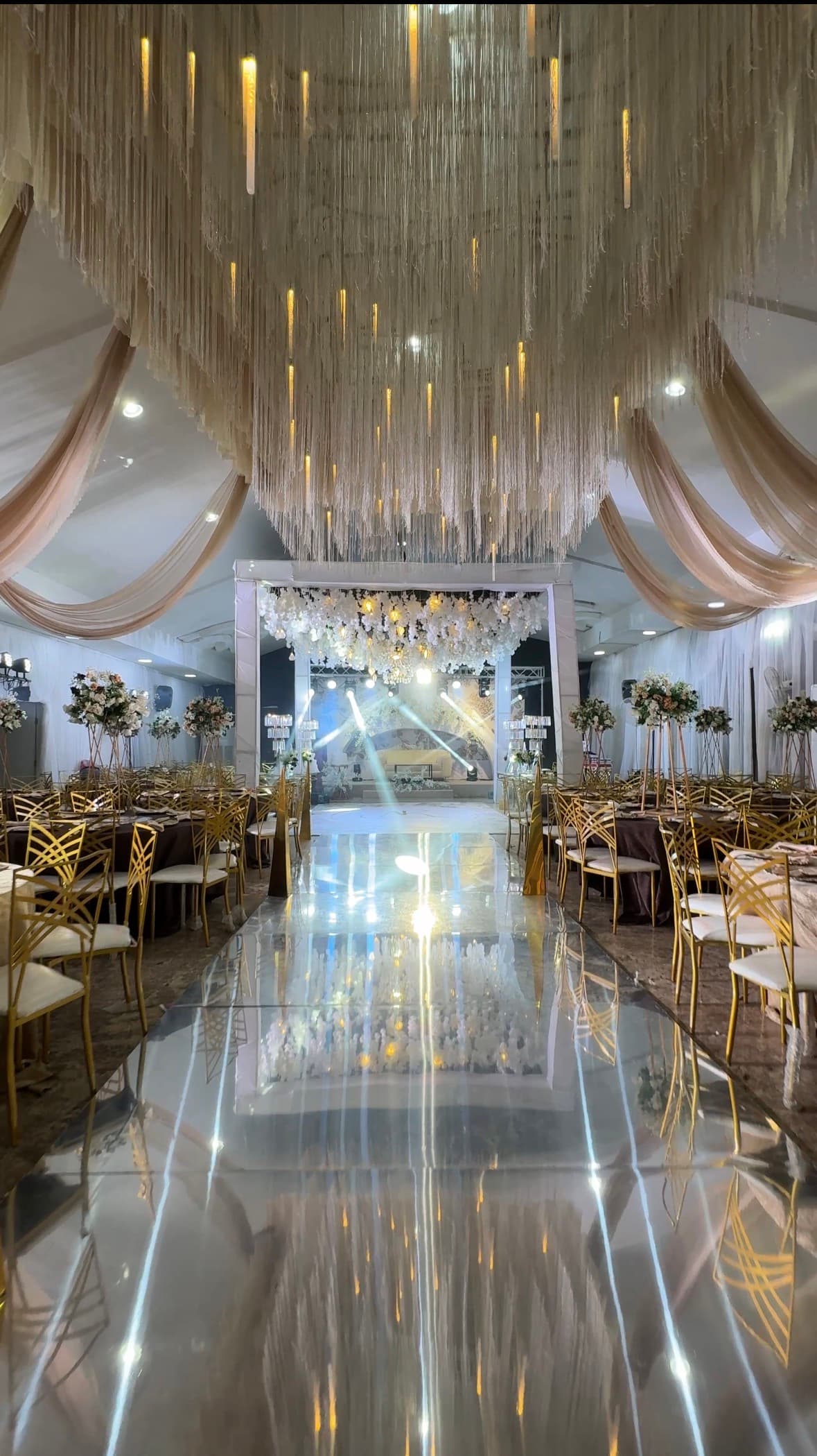Hall 3 — view 1